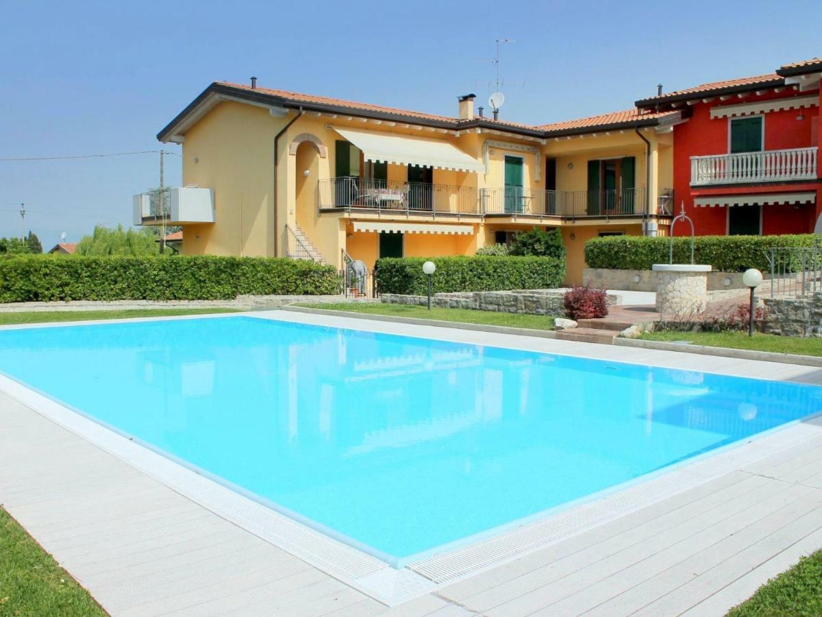 לאזיסה Small Residence Of Only 18 Apartments With Swimming Pool מראה חיצוני תמונה